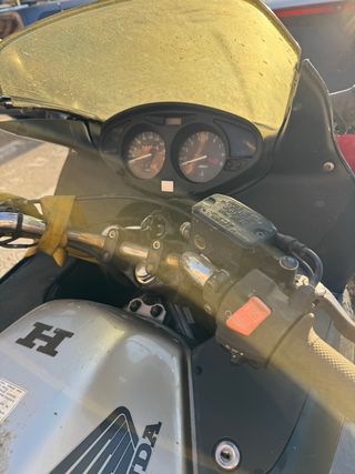 Honda NT650 Deauville 2004 despiece