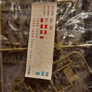 VINTAGE Italeri 213 ITALIAN TANK M13/40 FIAT 1/35