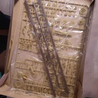 VINTAGE Italeri 213 ITALIAN TANK M13/40 FIAT 1/35