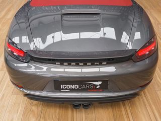 Porsche 718 Boxster