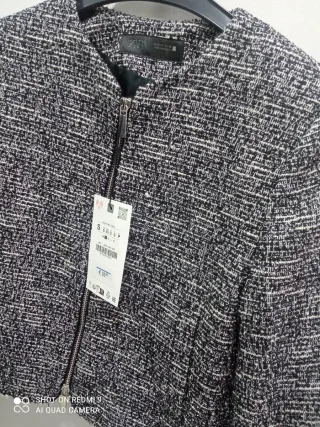 Chaqueta corta Zara