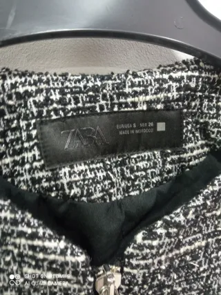 Chaqueta corta Zara