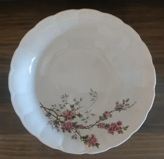 Jarrón y plato porcelana flores rosas