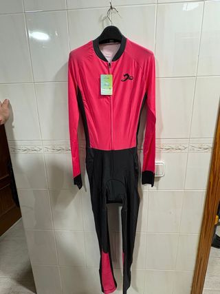 Maillot ciclista largo rosa y negro