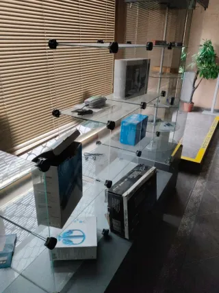 Conjunto Vitrinas Expositoras Negro/Transparente