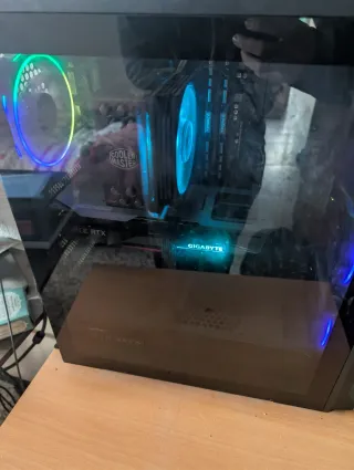 Vendo PC Gaming de alto rendimiento.