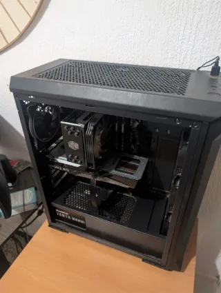 Ordenador PC Gaming gama alta.