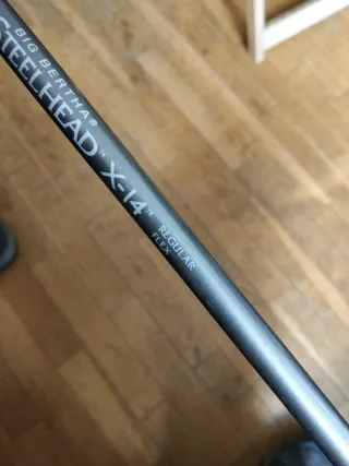 Hierro 8 Callaway Steelhead X-14 grafito regular