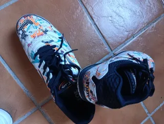 Zapatillas deportivas Joma multicolor.