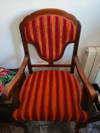 Sillones de madera roble granadino curado