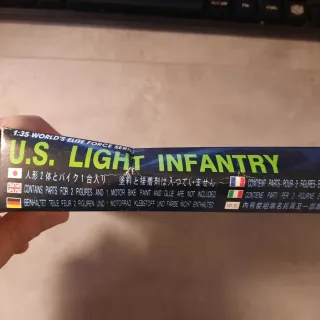 Dragon U.S. Light Infantry (1/35) kit Moto+figure