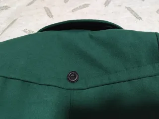 Abrigo Stradivarius verde talla S