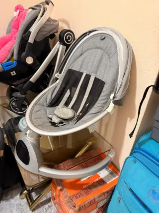 Mecedora eléctrica para bebé