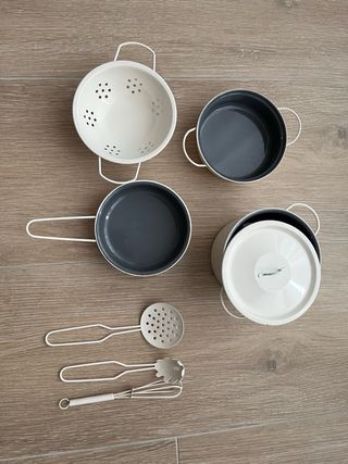 Cocinita con accesorios