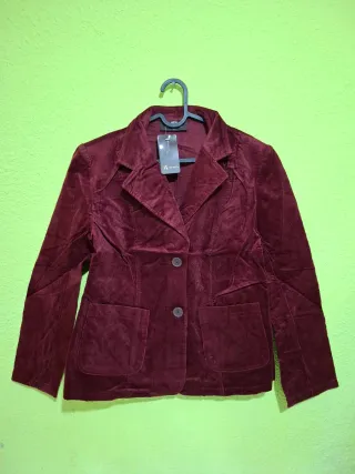 Lote 12 Chaquetas HASHUN variedad de tallas