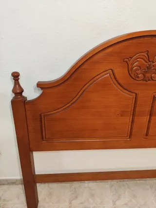Cabecero de madera para cama de 135 cm