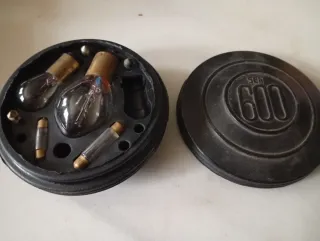 Caja Bombillas SEAT 600