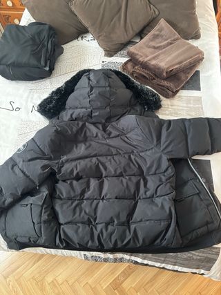 Abrigo invierno Supply & Demand negro