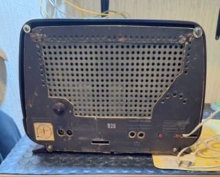 Radio Antigua Ducretet Thomson Marrón y Dorado