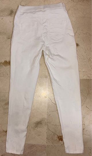 Pantalones blancos ajustados mujer
