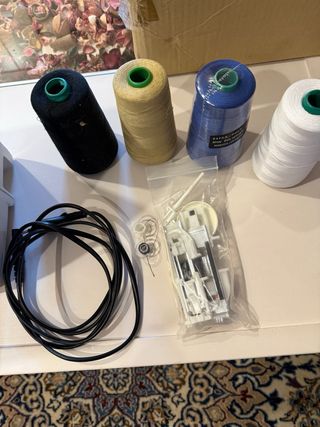 Máquina de coser Alfa mod. 2130