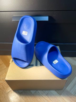 Adidas Yeezy Slide Azul Talla 42