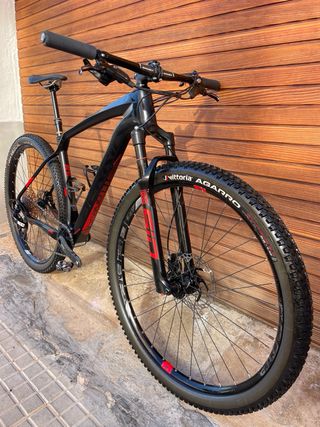 Bicicleta MTB BERRIA BRAVO in CARBONIO