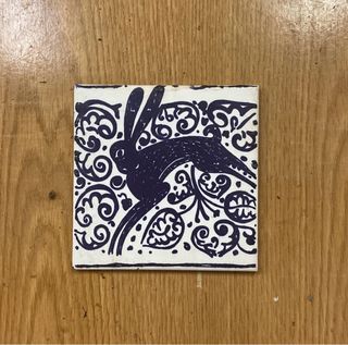 Azulejo antiguo conejo azul 11x11