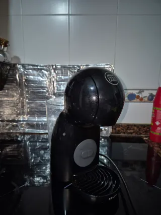 Cafetera Dolce Gusto Negra
