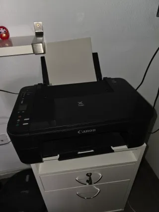 Stampante Canon Pixma TS3150 con scanner