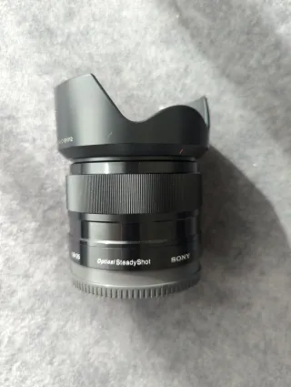 Objetivo Sony 35mm F1.8 APS-C OSS