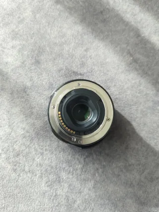 Objetivo Sony 35mm F1.8 APS-C OSS