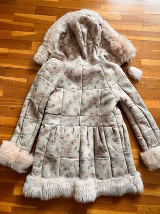 Abrigo con capucha de cuero/pelo niña 8-10 años