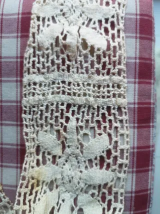 Merletto beige in tessuto