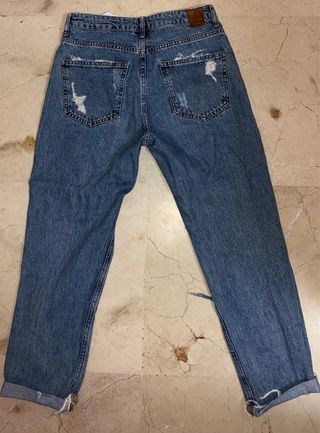 Pantalones vaqueros rotos mujer