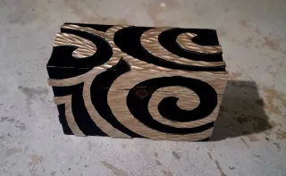 Baúl decorativo metal y madera