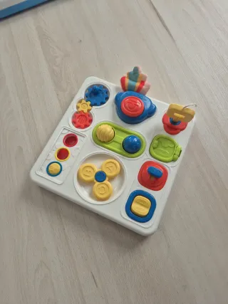 Juguete interactivo psicomotricidad fina