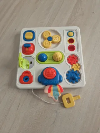 Juguete interactivo psicomotricidad fina