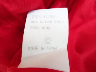 Vestido rojo con pedrería