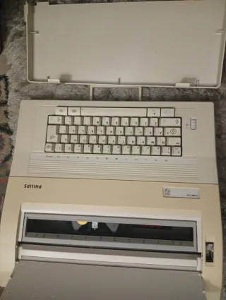 Máquina de escribir eléctrica Philips