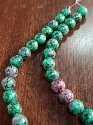 Collana pietre naturali verdi e viola