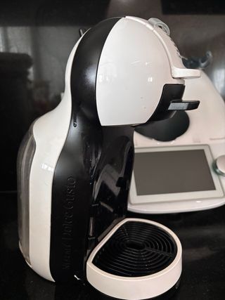 Cafetera Dolce Gusto DeLonghi