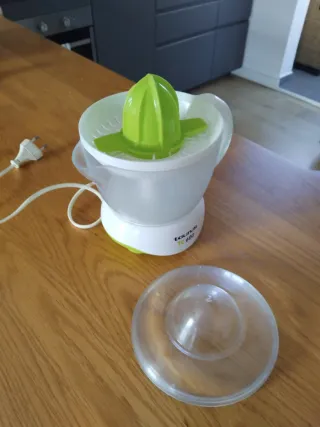 Exprimidor Taurus TC 600