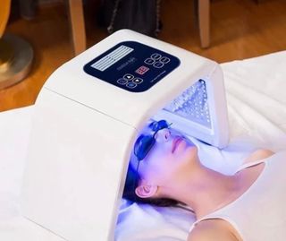 PACK PROFESIONAL  RADIOFRECUENCIA + LÁMPARA LED