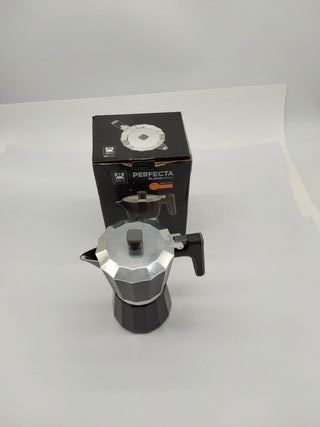 BRA Perfecta Black Cafetera Italiana Inducción, Aluminio, Capacidad 6 tazas, color negro