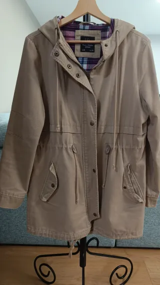 Gabardina Beige Lefties Talla M