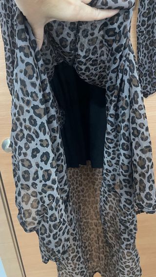 Vestido midi Stradivarius Talla S animal print