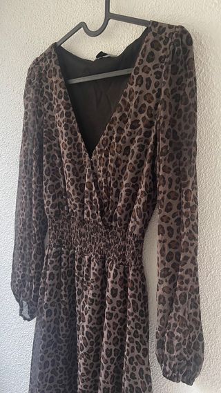 Vestido midi Stradivarius Talla S animal print