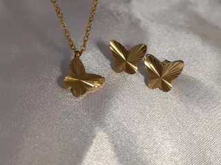 Conjunto Collar y Pendientes Mariposa Baño Oro