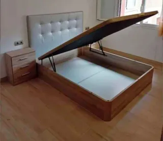 Canapé abatible con colchones